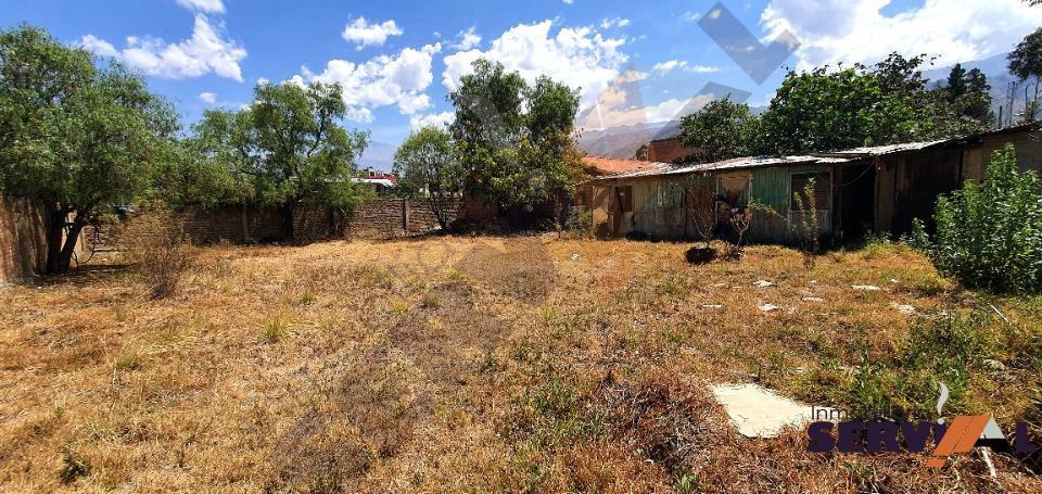 4-thumbnail-en-esquina-amplio-terreno-a-tiquipaya