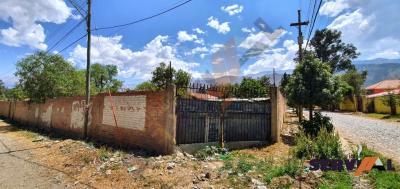 en-esquina-amplio-terreno-a-tiquipaya