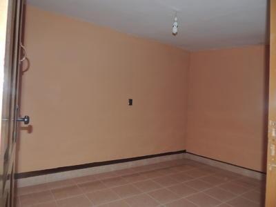 alquilo-casa-semi-independiente-inmediaciones-melchor-circunvalacion