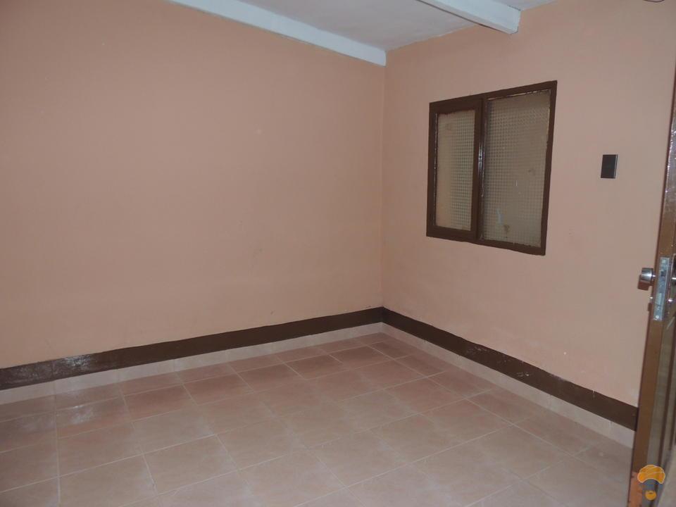 2-thumbnail-alquilo-casa-semi-independiente-inmediaciones-melchor-circunvalacion