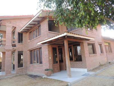 casa-amplia-en-alquiler-zona-chilimarca