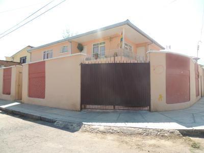 vendo-casa-con-tienda-sobre-avmelchor