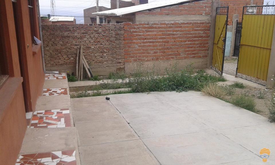 7-thumbnail-vendo-casa-en-plena-esquina-candelaria