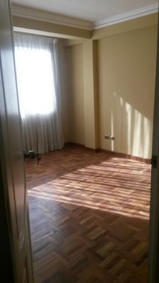 departamento-amplio-sobre-130-metros-lopez