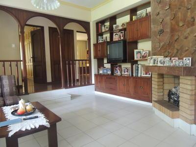 vendo-casa-sobre-752-metros-avenida-pando