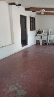 casa-medias-aguas-independiente-en-alquiler