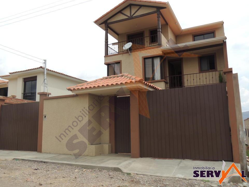 8-thumbnail-casa-en-venta-de-3-zona-esmeralda-norte