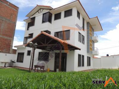 hermosa-casa-en-venta-a-km-5-circunvalacion