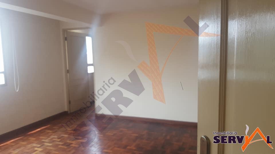 3-thumbnail-hermosa-casa-independiente-de-3-antezana-ecuador