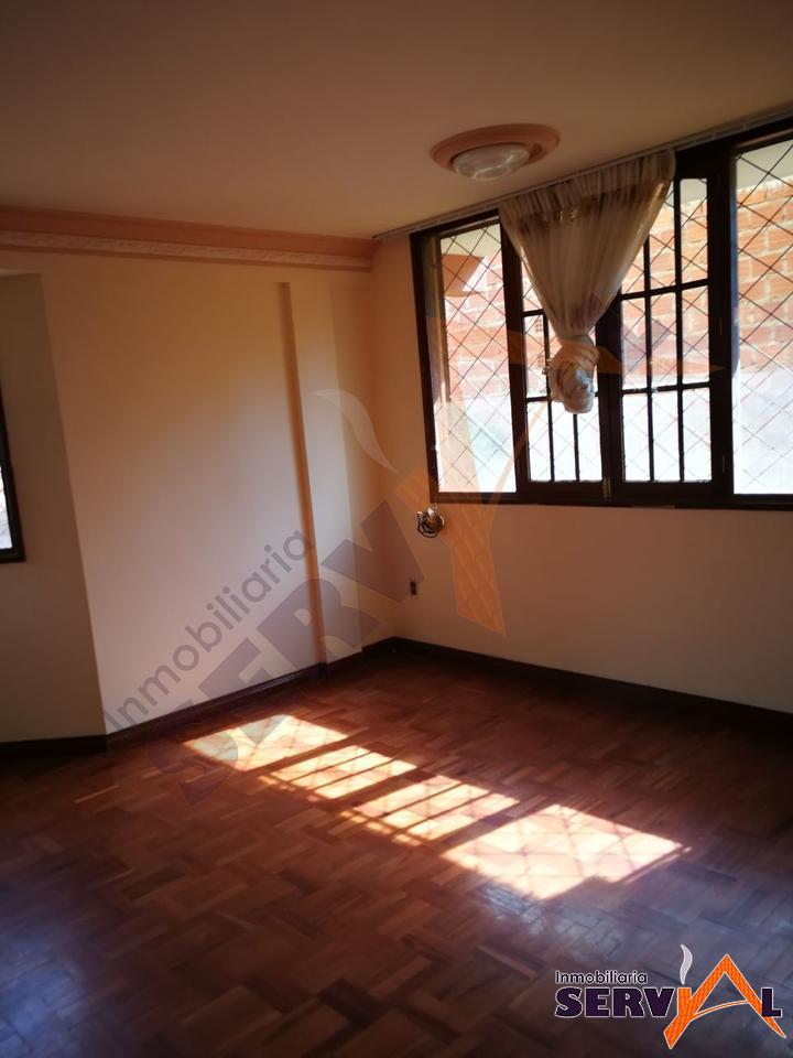 1-thumbnail-casa-de-3-pisos-en-inmediaciones-av-pando