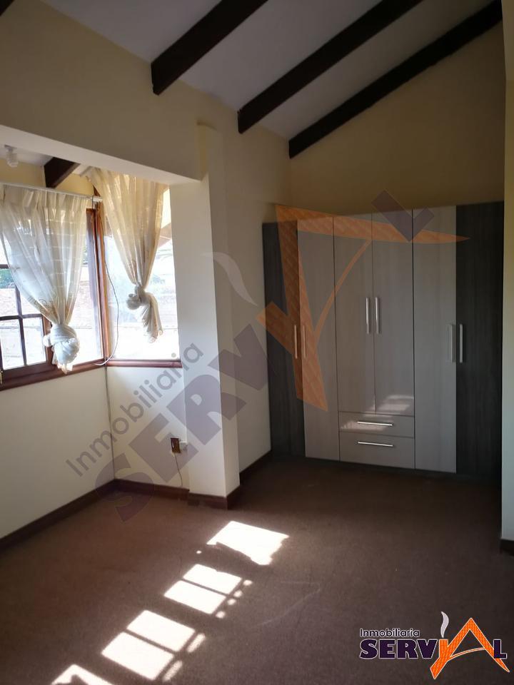 3-thumbnail-casa-de-3-pisos-en-inmediaciones-av-pando