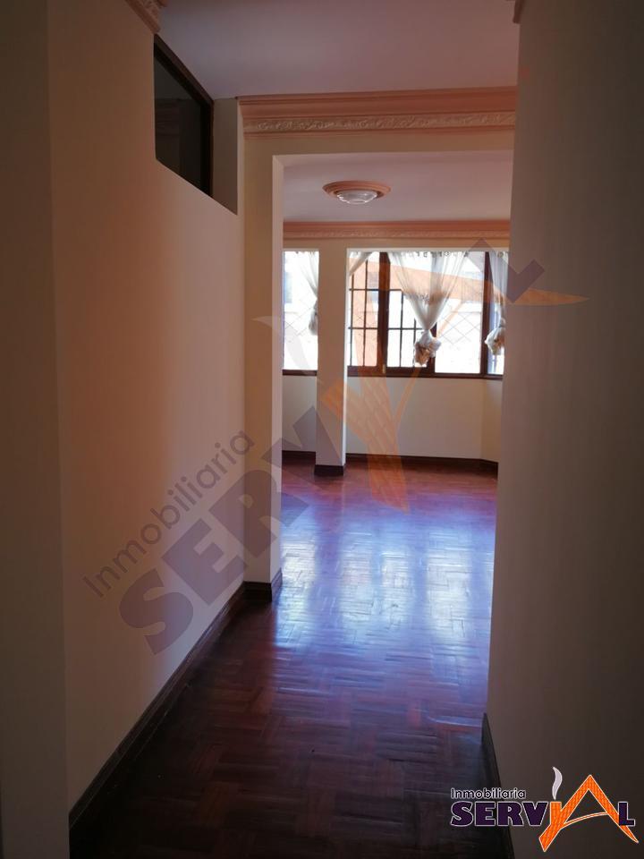 9-thumbnail-casa-de-3-pisos-en-inmediaciones-av-pando