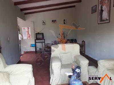 vendo-amplia-casa-sobre-487-sacaba-al-norte