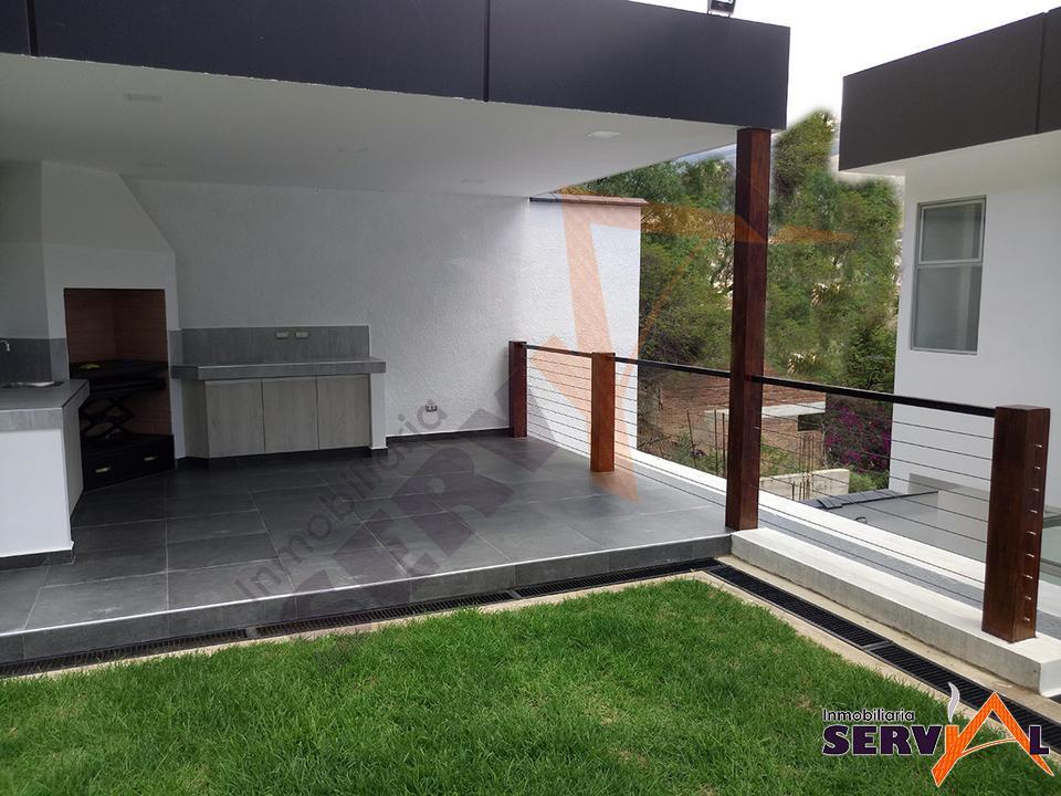 4-thumbnail-hermosa-casa-de-3-plantas-jardin-botanico