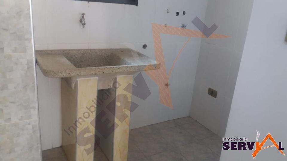 6-thumbnail-amplio-departamento-en-alquiler-inmediaciones-juan-de-la-rosa