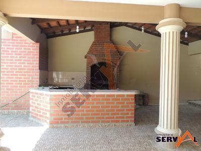 linda-casa-en-venta-sobre-hotel-regina