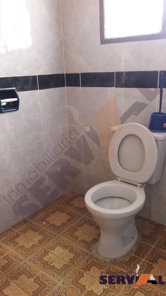 2-thumbnail-amplio-departamento-en-anticretico-inmediaciones-av-simon-lopez