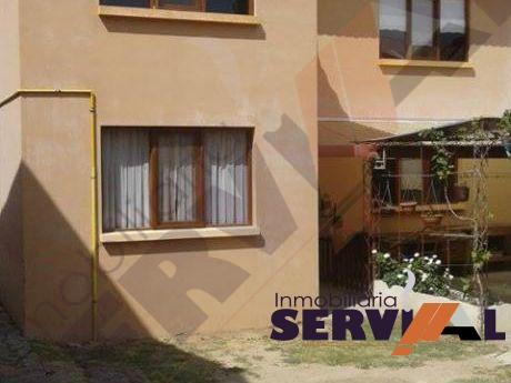 3-thumbnail-amplio-departamento-en-anticretico-inmediaciones-av-simon-lopez