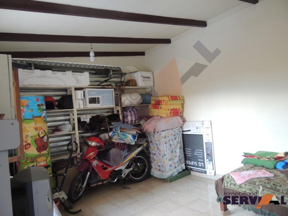 5-thumbnail-casa-en-venta-con-departamento-av-melchor-perez