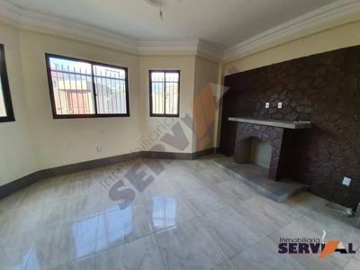 sobre-avenida-casa-2-plantas-arce