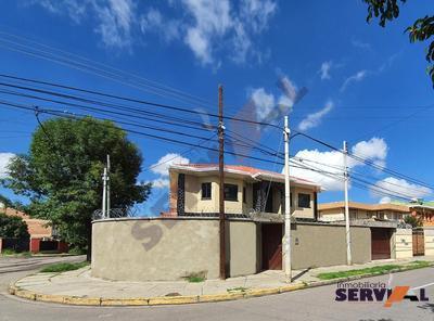 sobre-avenida-casa-2-plantas-arce