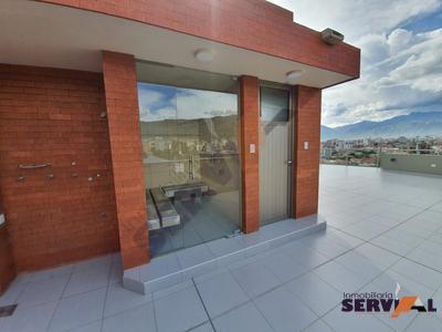 hermoso-penthouse-sobre-268m2inmediaciones-stadium-felix-capriles