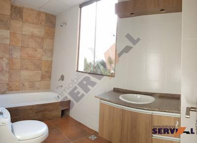 hermoso-penthouse-sobre-268m2inmediaciones-stadium-felix-capriles