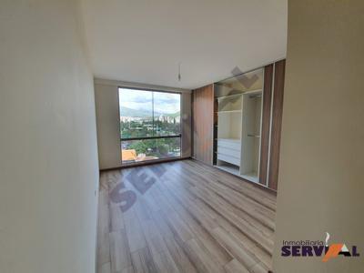 hermoso-penthouse-sobre-268m2inmediaciones-stadium-felix-capriles