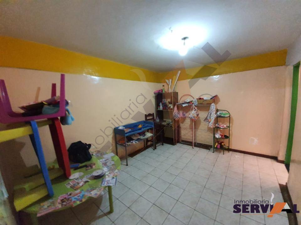 4-thumbnail-amplia-oficina-en-alquiler-en-de-julio-c-ecuador