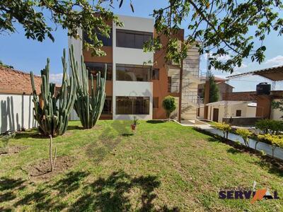 bonita-casa-con-3-departamentos-san-andres