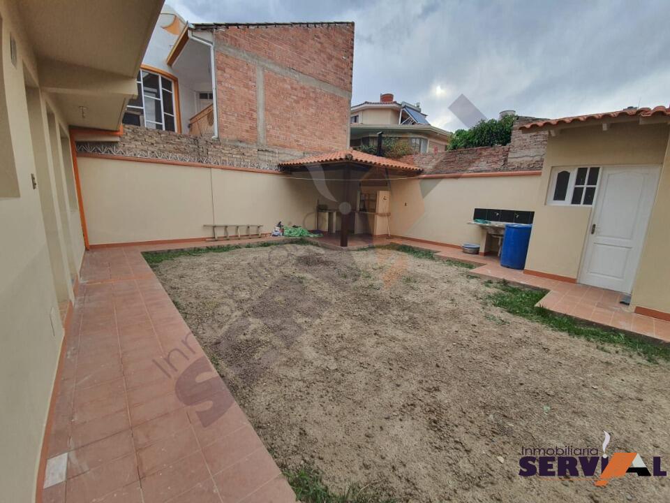 9-thumbnail-bonita-casa-en-venta-en-av-villavicencio