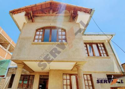 casa-en-venta-en-inmediaicones-av-melchor-perez-de-olguin